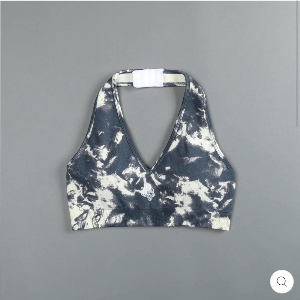 ❌SOLD❌ Darc Sport halter bra - Picture 4 of 6